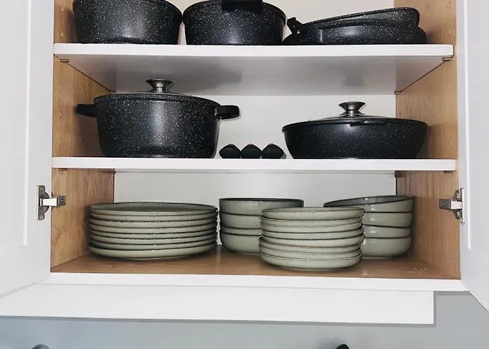 Appartement Premium - Vue Mer -Jardin Cloture -Terrasse -Parking - Piscine Chauffee Du 04 Avril Au 01 Novembre- Saint Raphael Apartmán