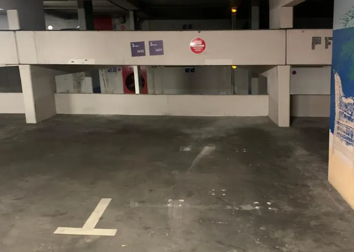 Appartement Premium - Vue Mer -Jardin Cloture -Terrasse -Parking - Piscine Chauffee Du 04 Avril Au 01 Novembre- Saint Raphael * Saint-Raphaël