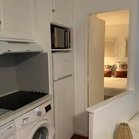 Appartement T2 En Rez De Jardin Privatif Cloture , Cap Esterel Pierre Et ,piscine Chauffee Des Le 05 Avril Au 02 Novembre *