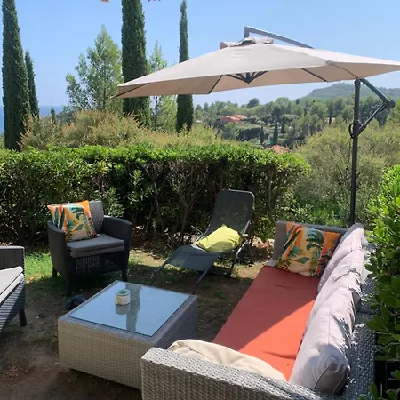 Apartamento T2 En Rez De Jardin Privatif Cloture , Cap Esterel Pierre Et ,piscine Chauffee Des Le 05 Avril Au 02 Novembre *