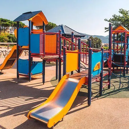Premium Genius - Separee -vue -jardin Cloture -terrasse -parking - Piscine Chauffee Du 04 Avril Au 01 Novembre- Raphael דירה *