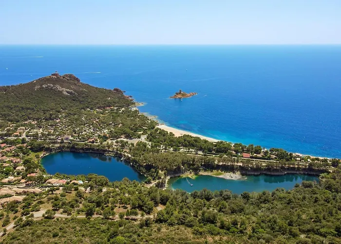 Premium - Vue -jardin Cloture -terrasse -parking - Piscine Chauffee Du 04 Avril Au 01 Novembre- Raphael * Saint-Raphael (Var)