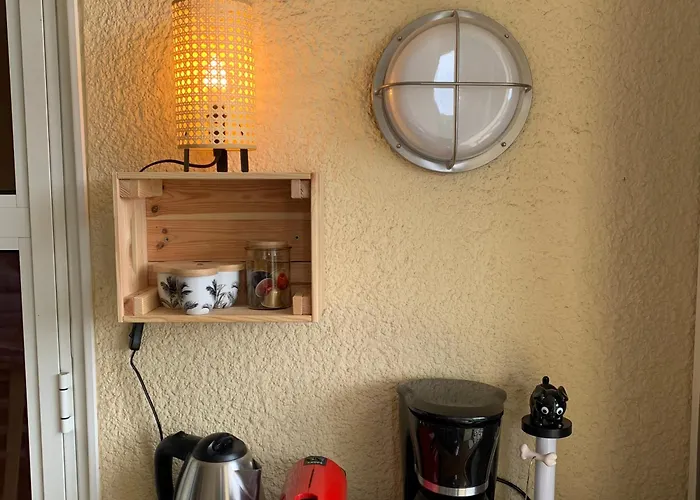 Appartement Premium - Vue Mer -Jardin Cloture -Terrasse -Parking - Piscine Chauffee Du 04 Avril Au 01 Novembre- Saint Raphael Apartament *