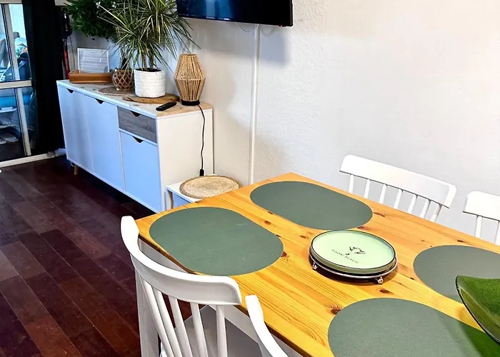 Apartment Premium - Vue -jardin Cloture -terrasse -parking - Piscine Chauffee Du 04 Avril Au 01 Novembre- Raphael *