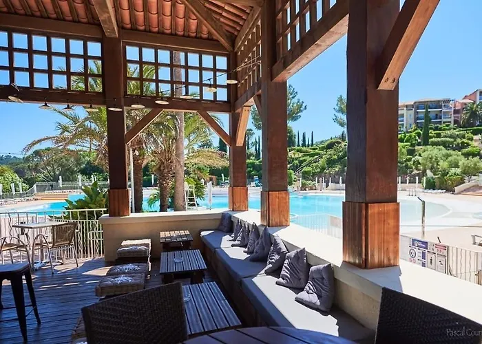 Premium - Vue -jardin Cloture -terrasse -parking - Piscine Chauffee Du 04 Avril Au 01 Novembre- Raphael Apartment Saint-Raphael (Var)