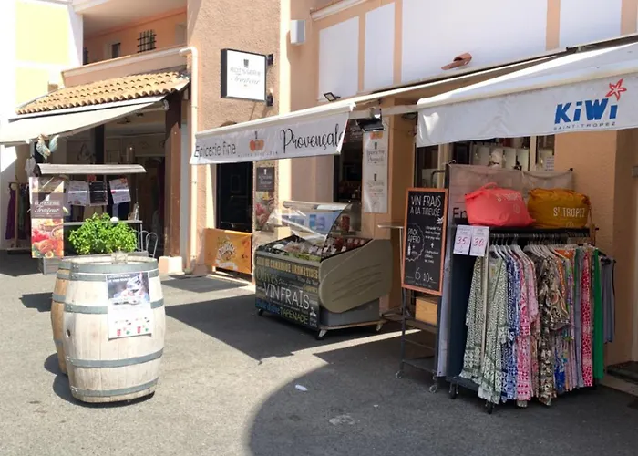 Premium - Vue -jardin Cloture -terrasse -parking - Piscine Chauffee Du 04 Avril Au 01 Novembre- Raphael * Saint-Raphael (Var)